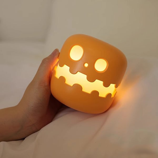 🔥HOT SALE 49% OFF 🔥Spooky Pumpkin Night Light